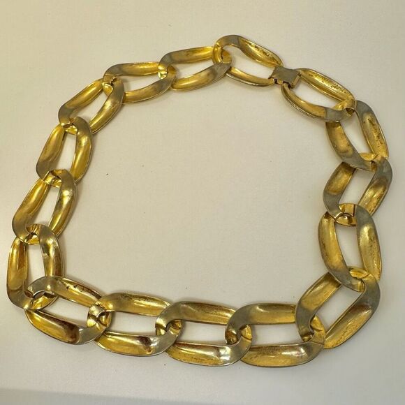Gold tone link necklace - Picture 4 of 7
